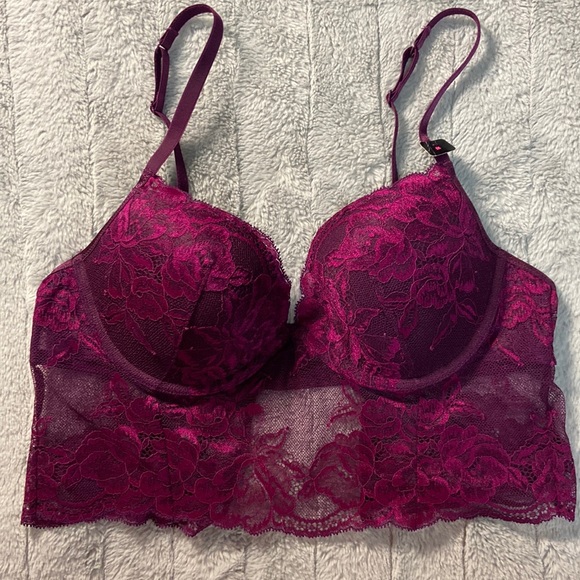 BNWT medium La Senza bra top